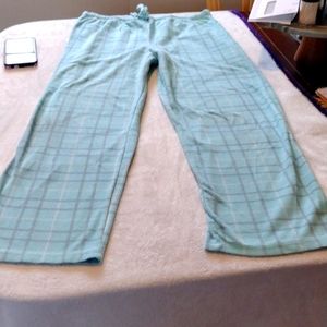Women's jammies flannel size medium